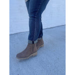 'Magnolia' + Taupe / Very G Boot