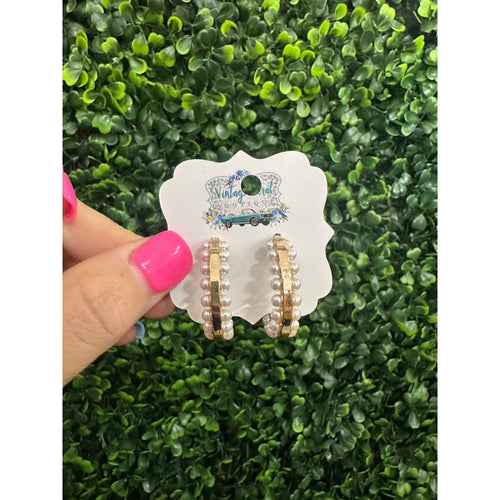 Picking Pearls + Earrings